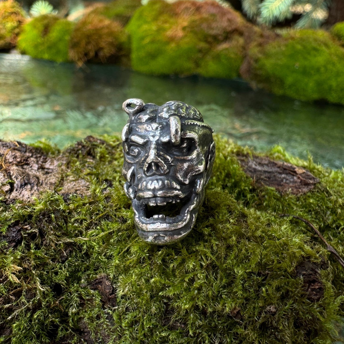 Zombie paracord bead