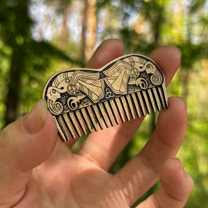 Germanic raven beard Viking comb
