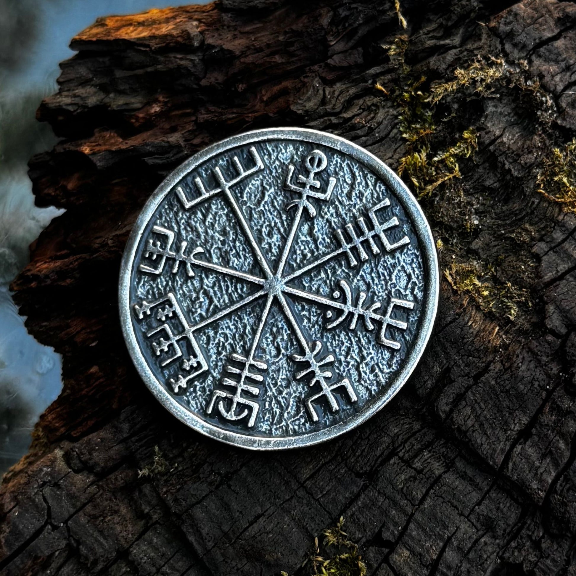 Vegvisir custom EDC coin
