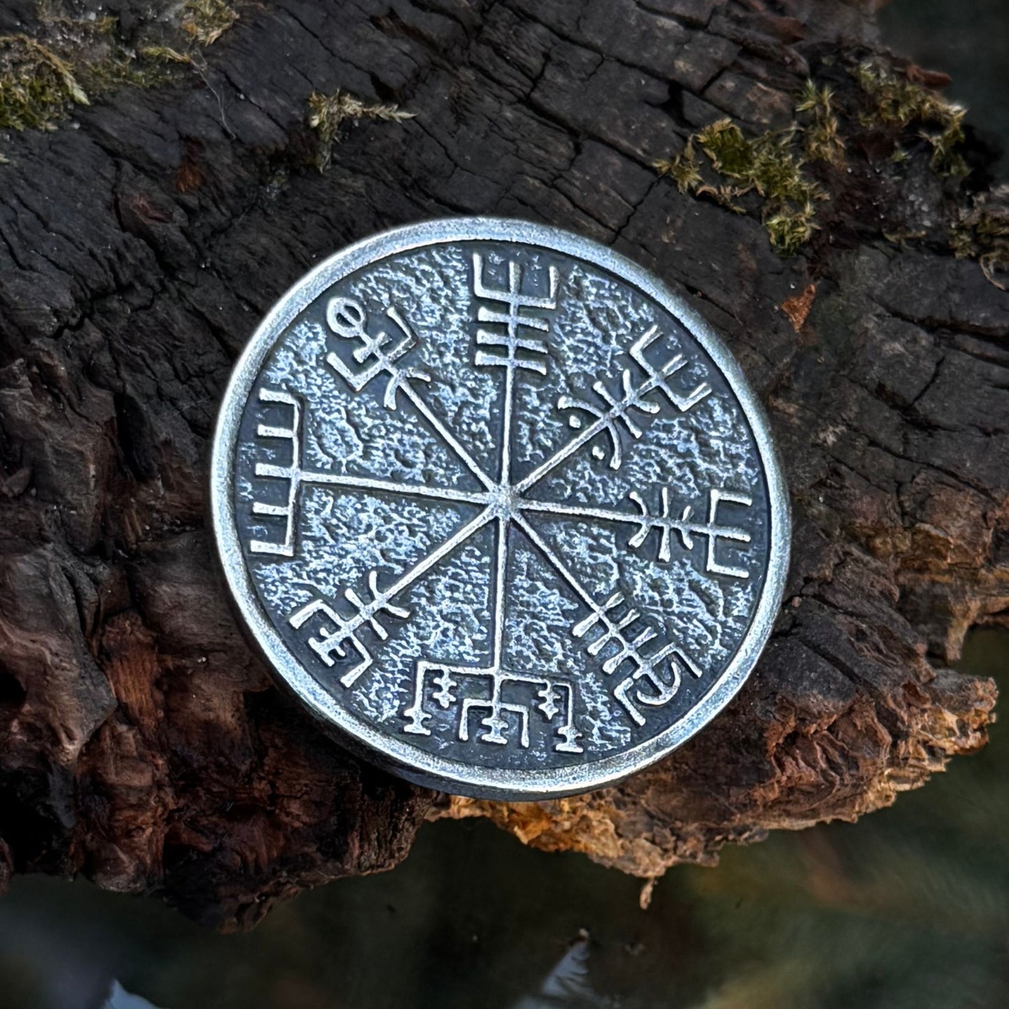 Vegvisir custom EDC coin