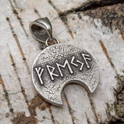 Freya goddess pendant