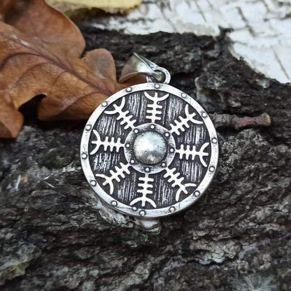 Helm of Awe on Viking shield pendant