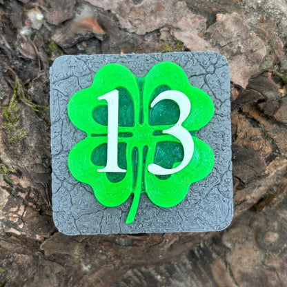 Lucky 13 magnet