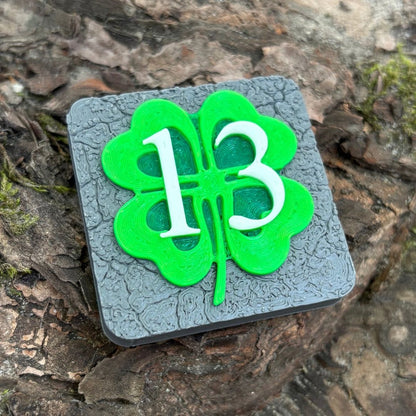 Lucky 13 magnet