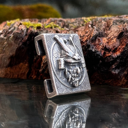 Samurai kabuto mask Molle clip
