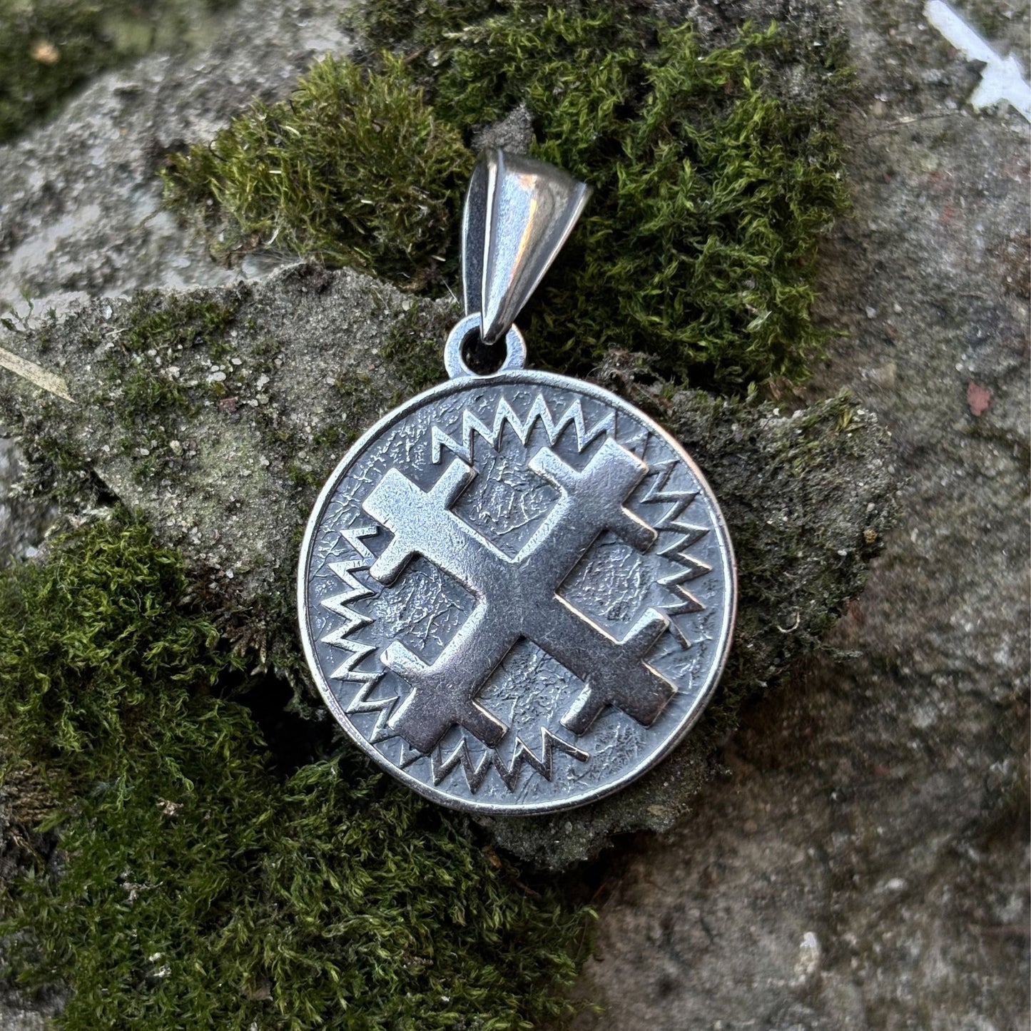 Morana Cross Pendant