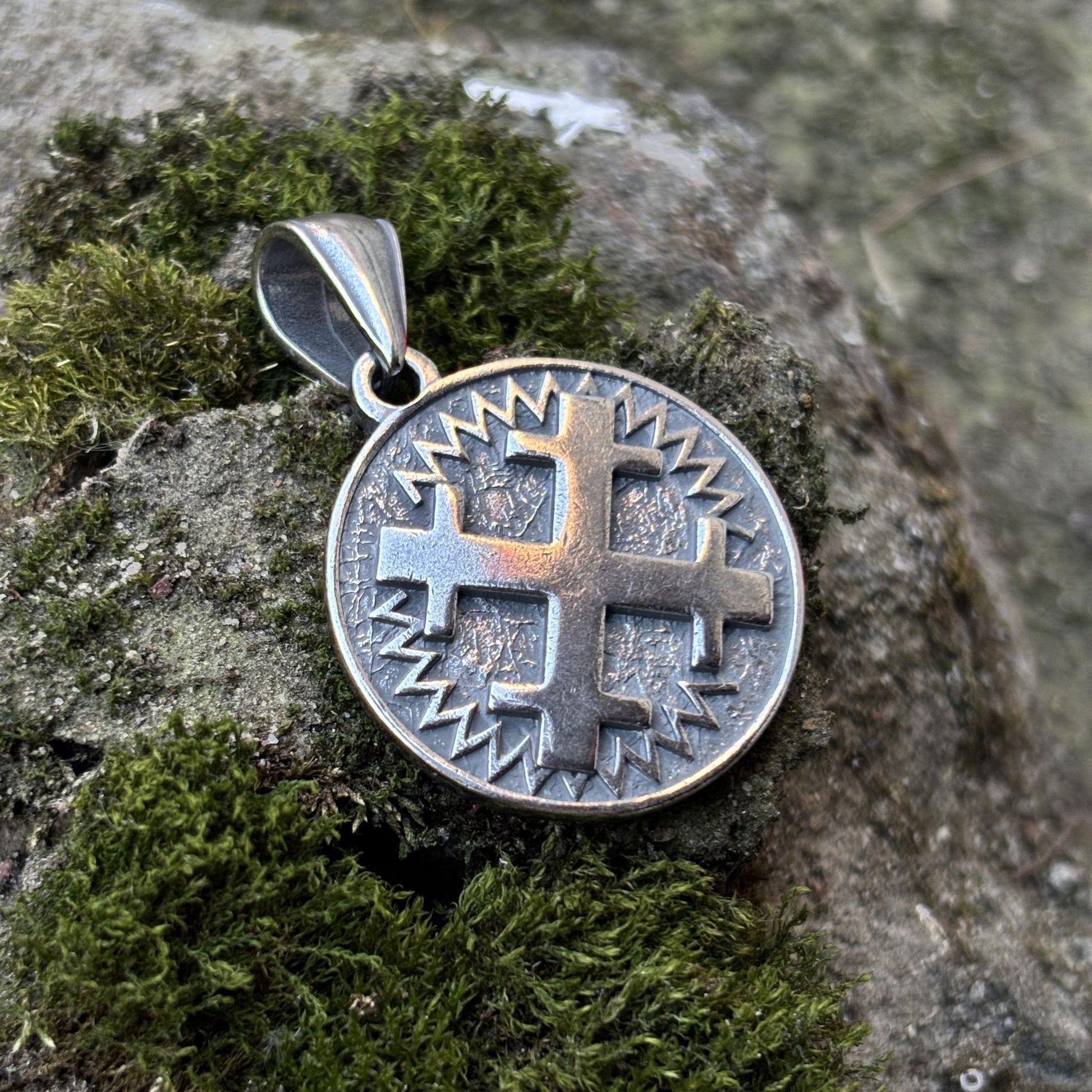 Morana Cross Pendant