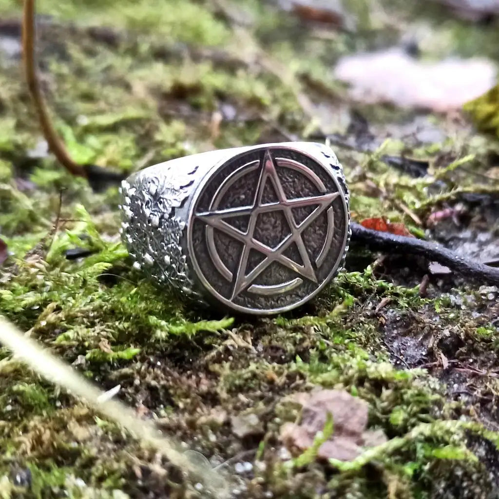 Bague pentacle Wiccan en bronze