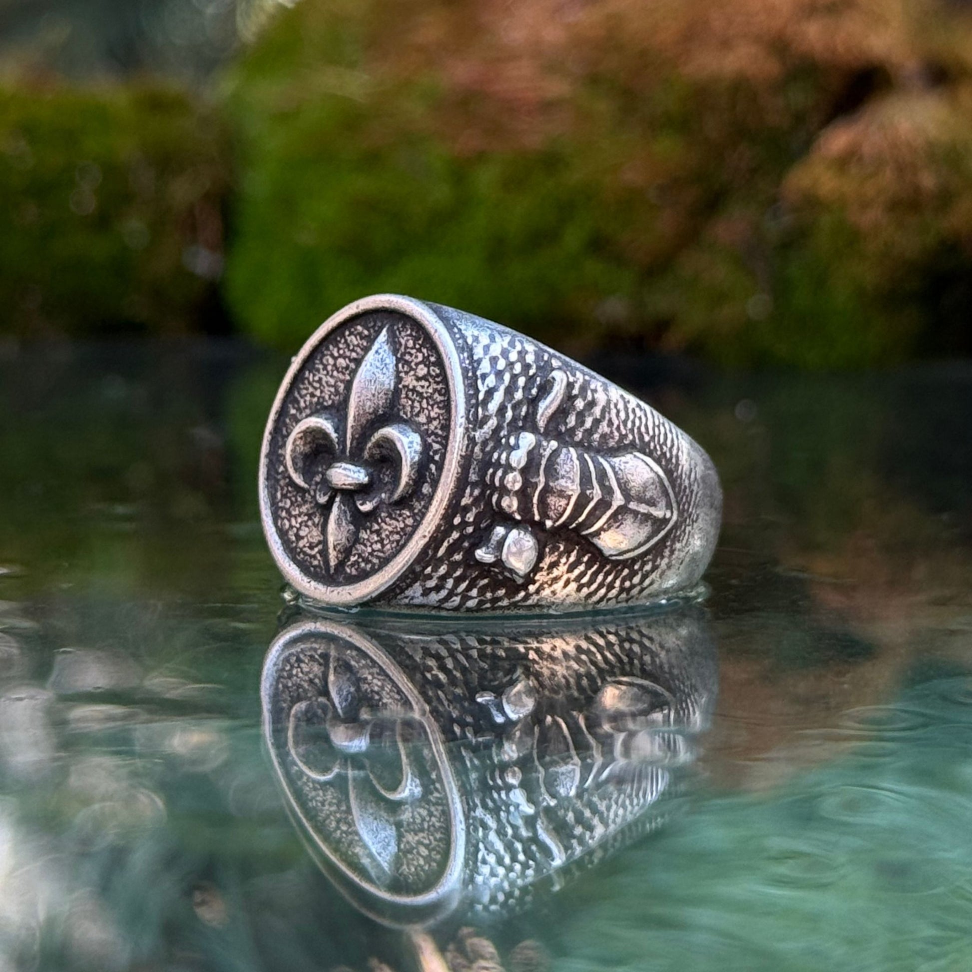 Fleur de Lys signet ring