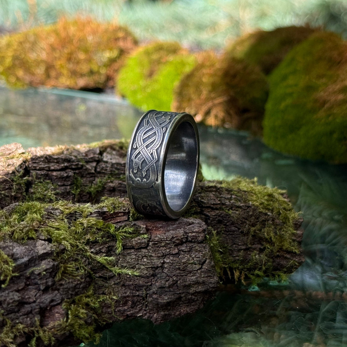 Jelling ornament ring
