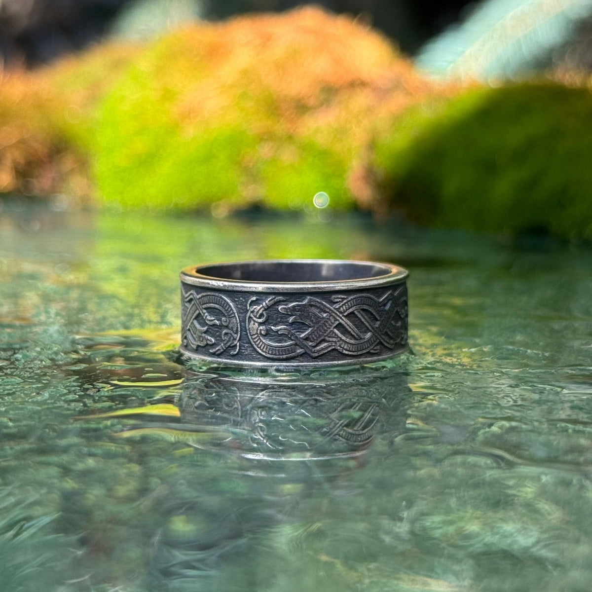 Jelling ornament ring