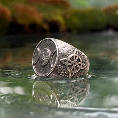 Triple Moon Ring — Goddess Symbol