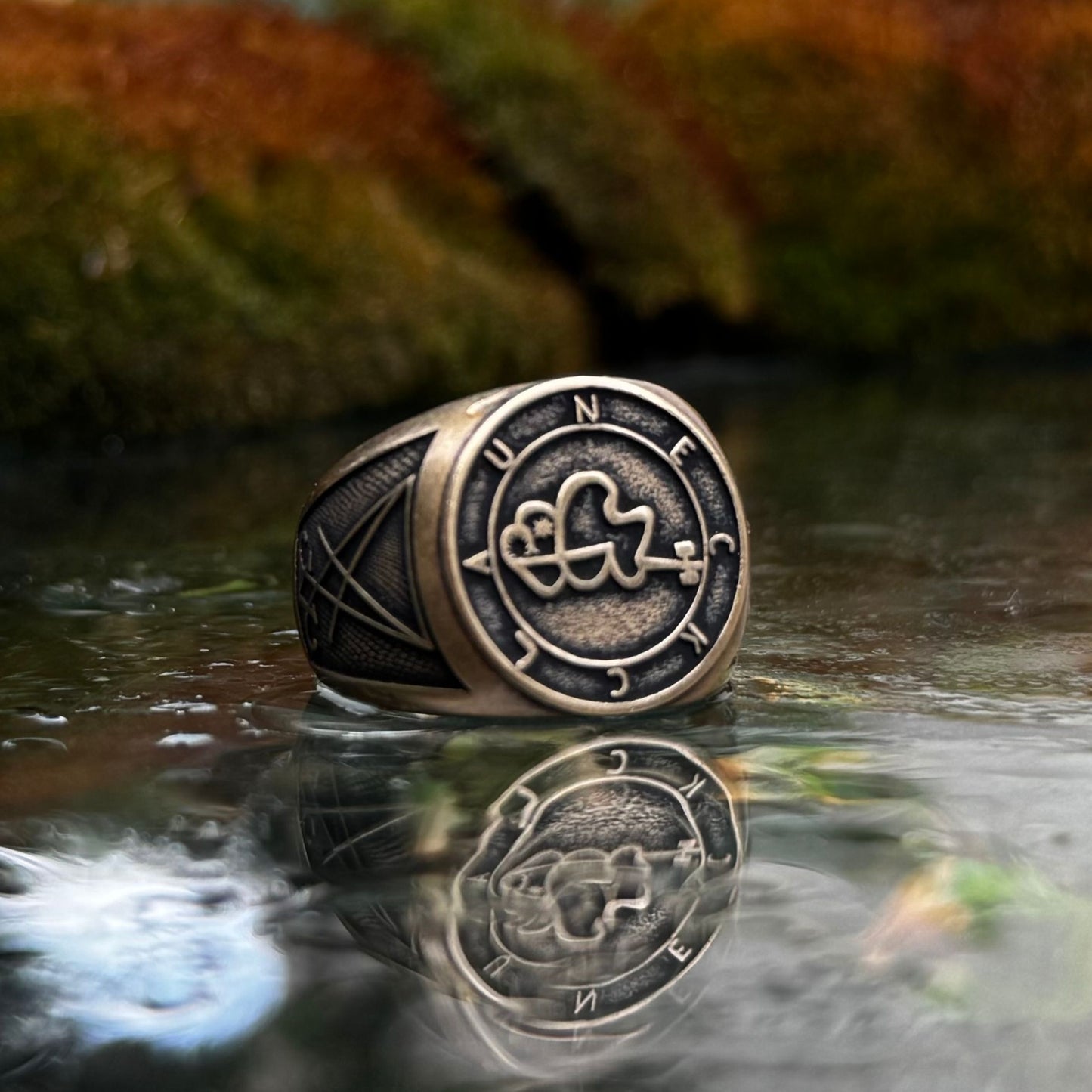 Clauneck Sigil Ring