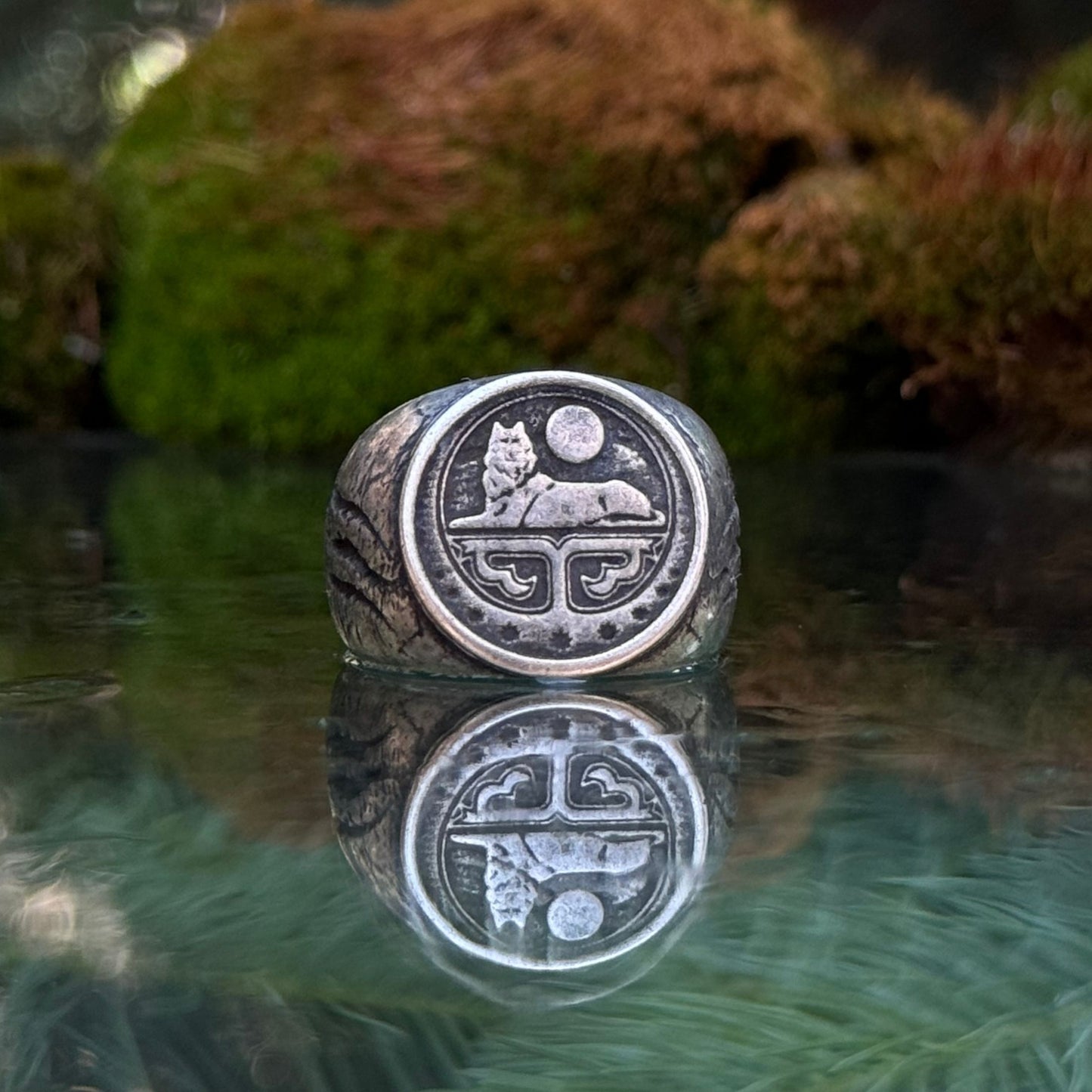 Ichkerian flag ring