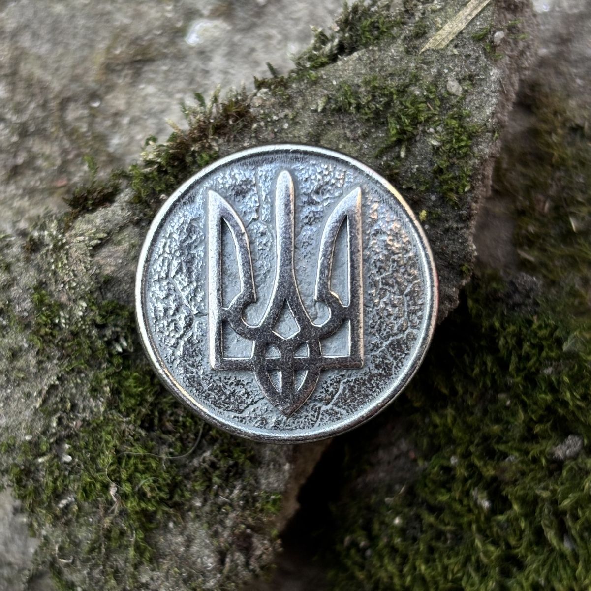 Ukrainian Coat of Arms paracord bead
