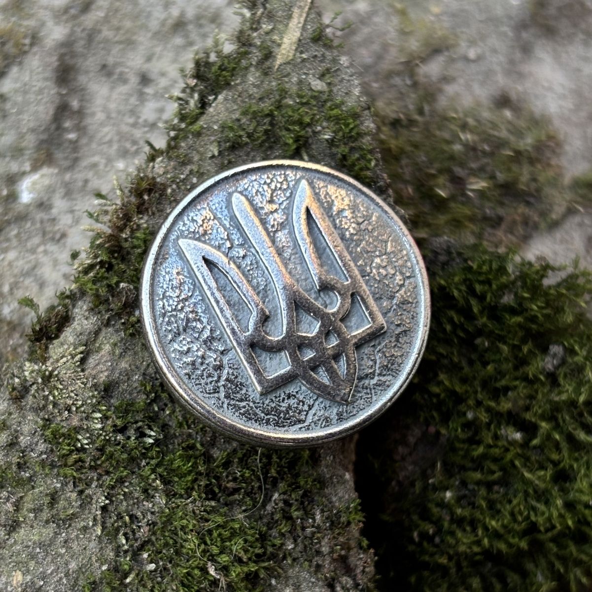 Ukrainian Coat of Arms paracord bead