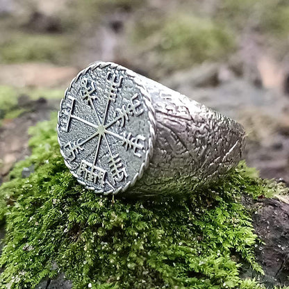Vegvisir ring Viking compass