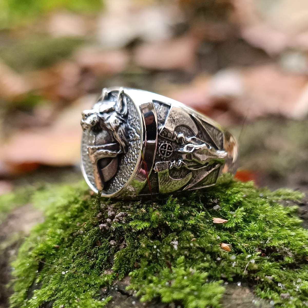 Viking warrior wolf ring