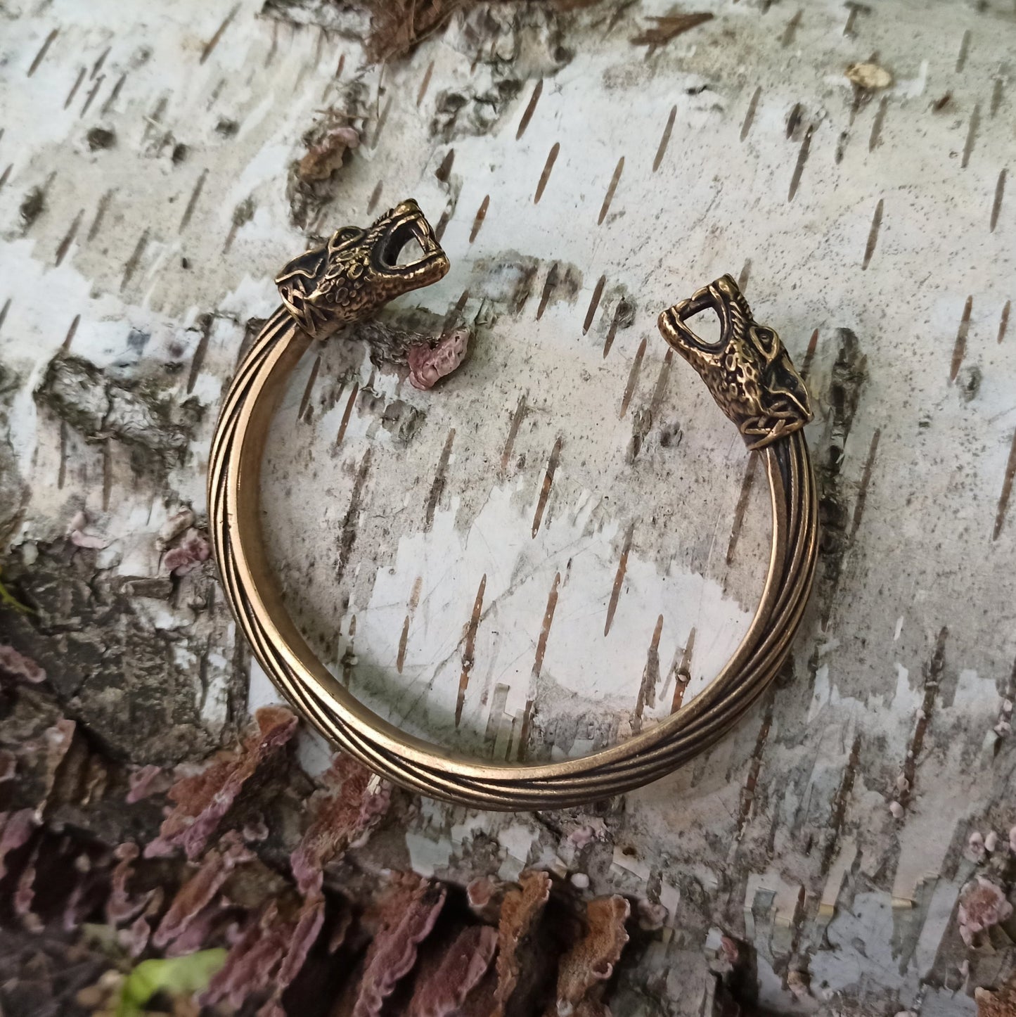 Wolf arm ring Viking bracelet