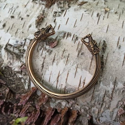 Wolf arm ring Viking bracelet