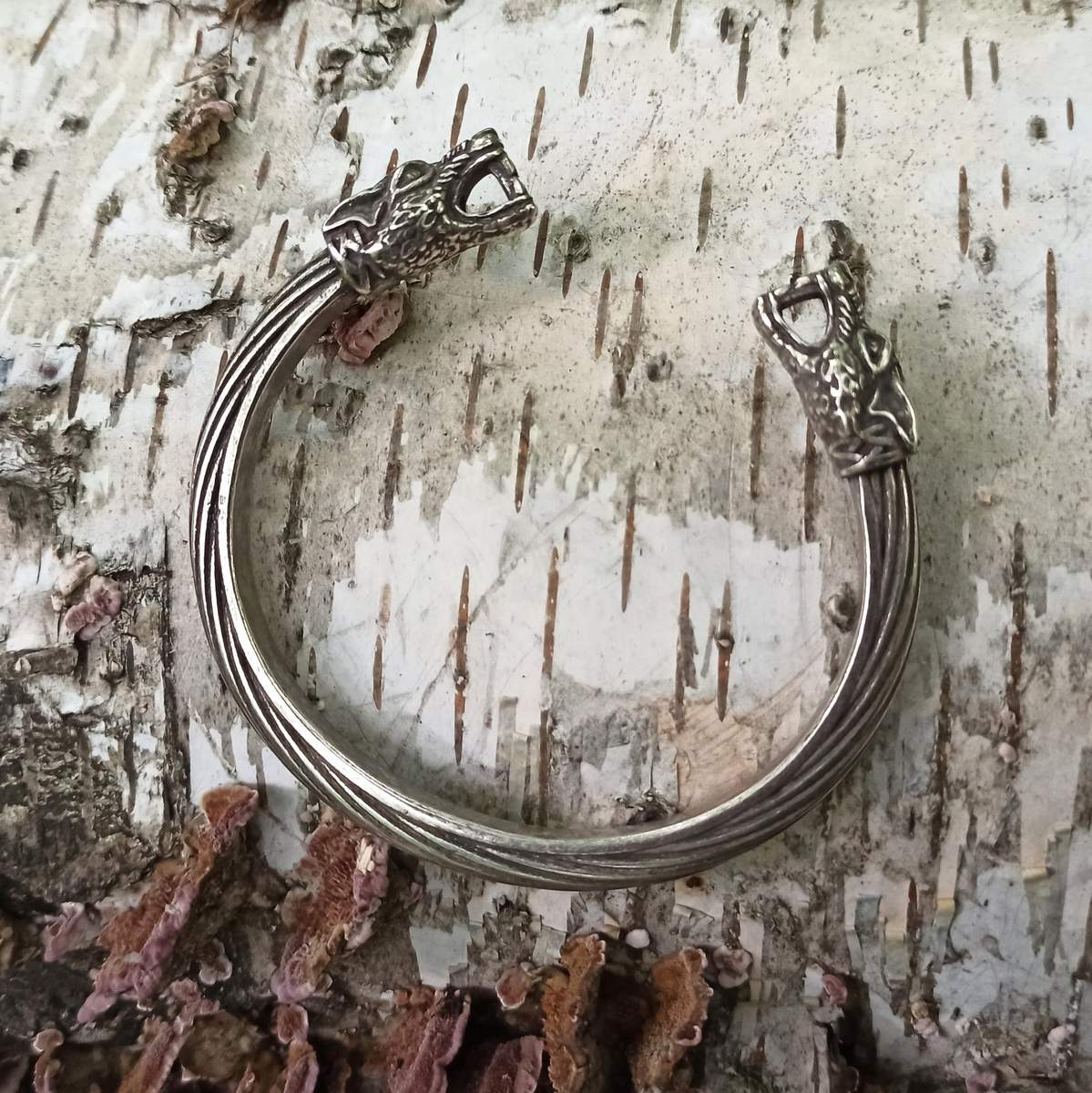 Wolf arm ring Viking bracelet