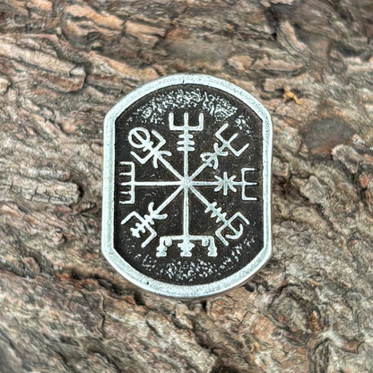 Vegvisir Runic Compass paracord bead