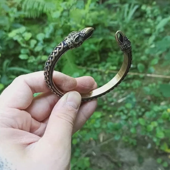 Viking arm ring raven bracelet