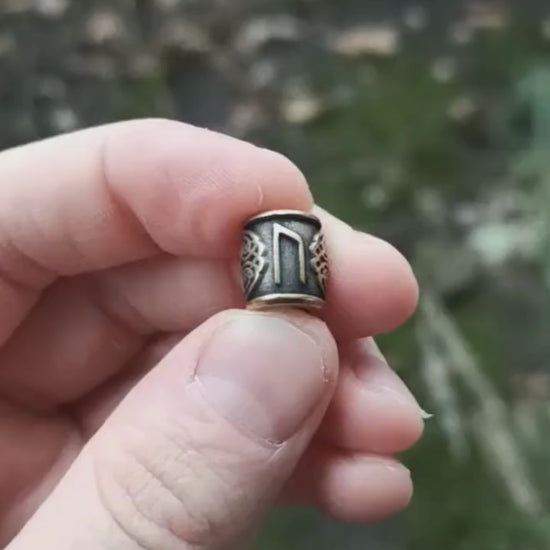 Uruz rune bead