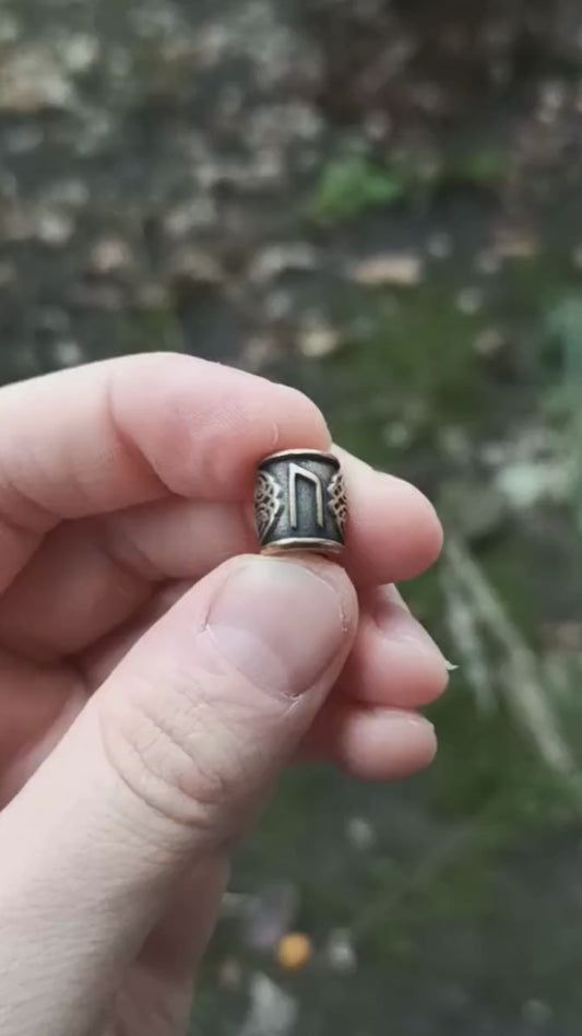 Uruz rune bead