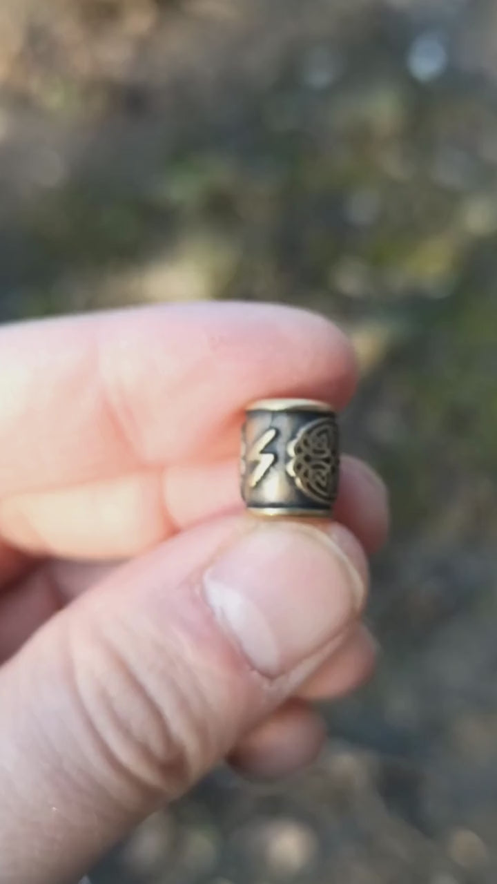 Sowilo rune bead