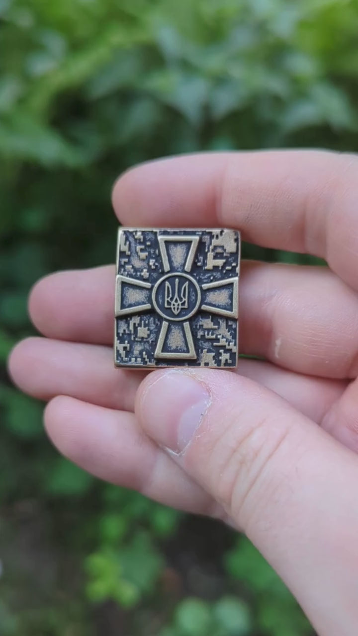 Ukrainian Armed Forces logo Molle clip