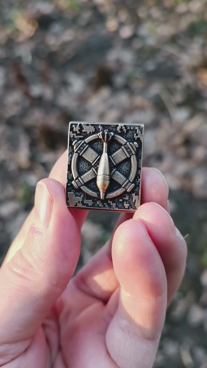 Ukrainian Mortar Units Molle clip