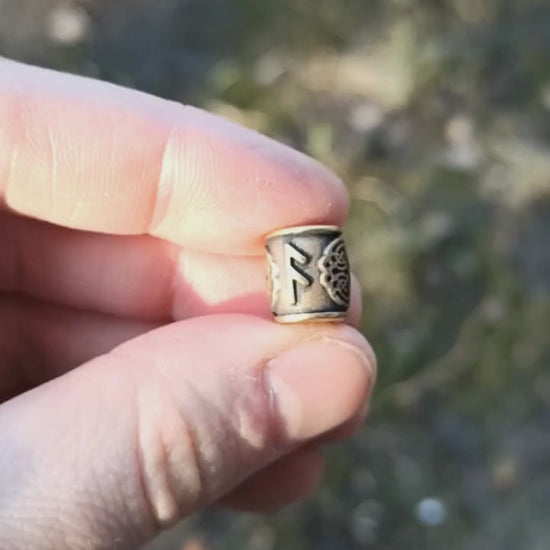 Ansuz rune bead