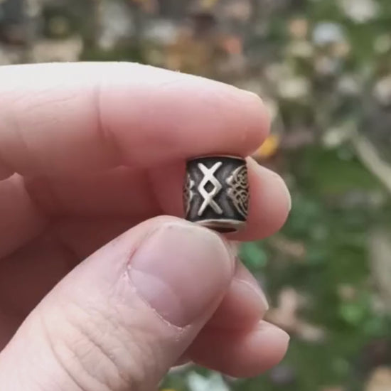 Ingwaz rune bead