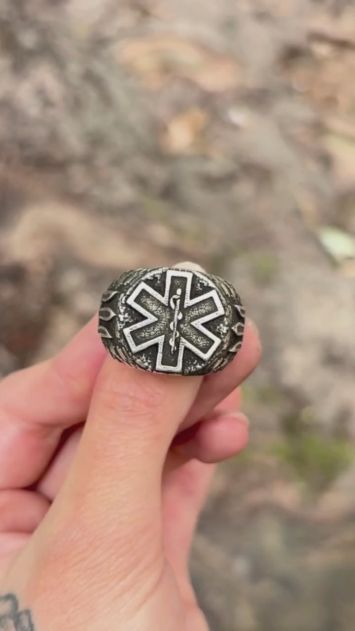Tactical medic ring