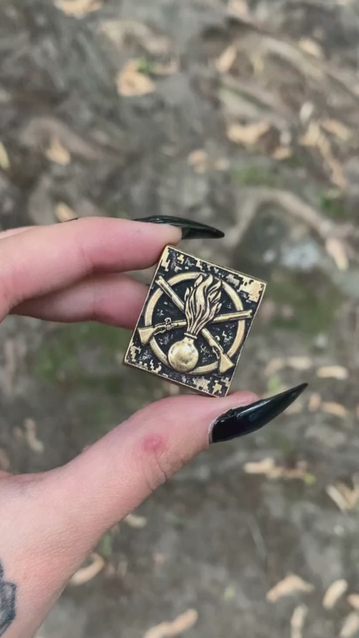 Ukrainian Mechanized Troops Molle clip