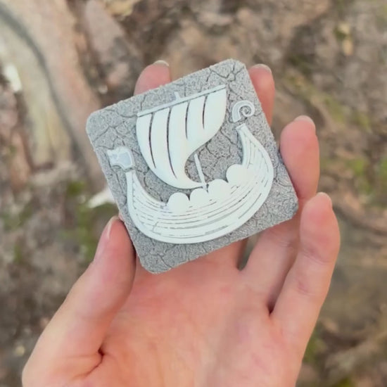 Viking Drakkar magnet