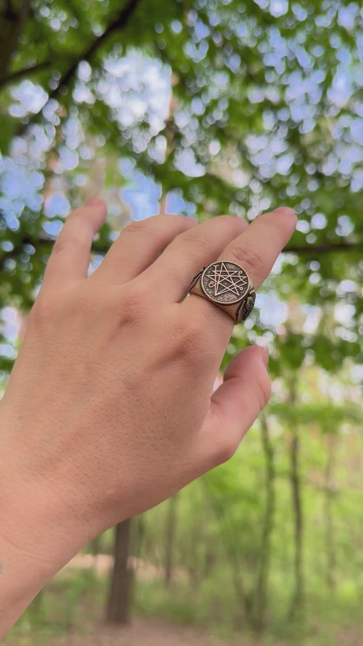 Elder sign symbol ring