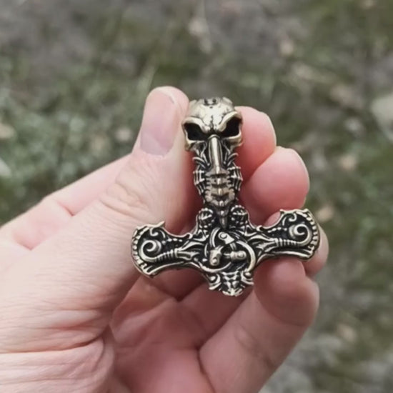 Hammer of Thor skull pendant