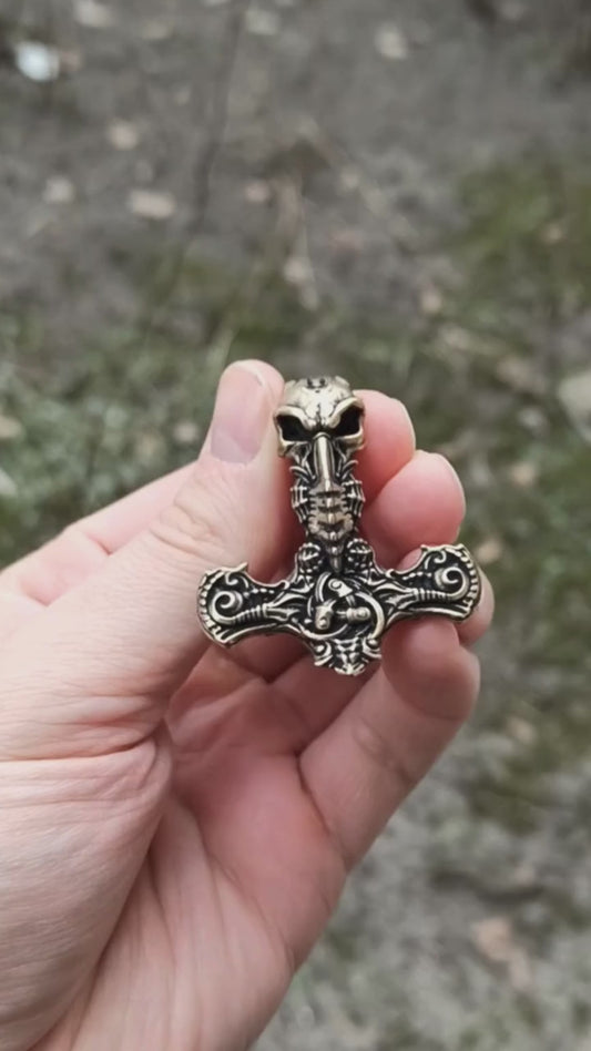 Hammer of Thor skull pendant