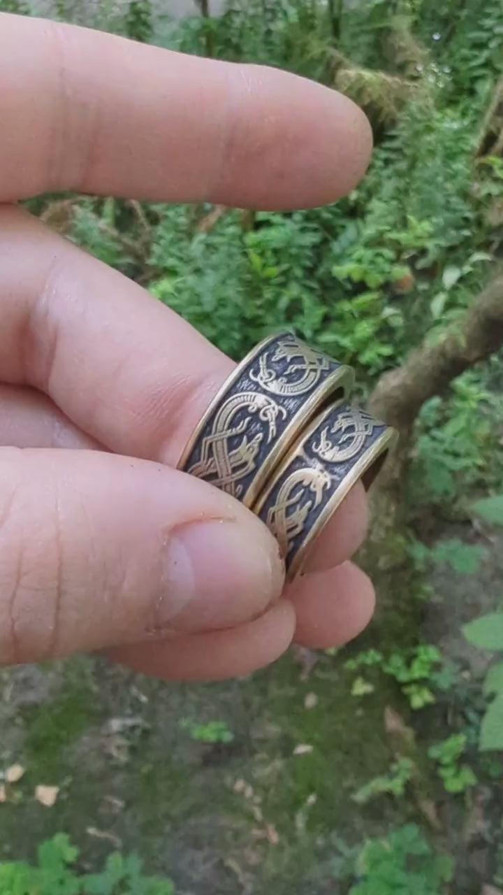 Jelling ornament ring
