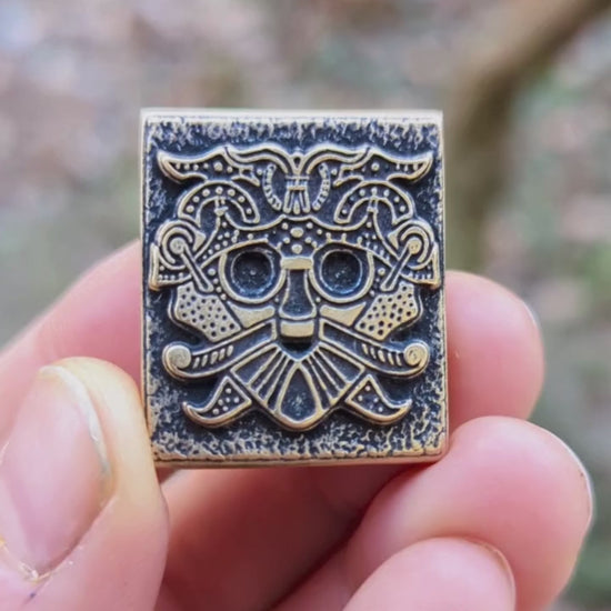 Mask of Loki molle clip