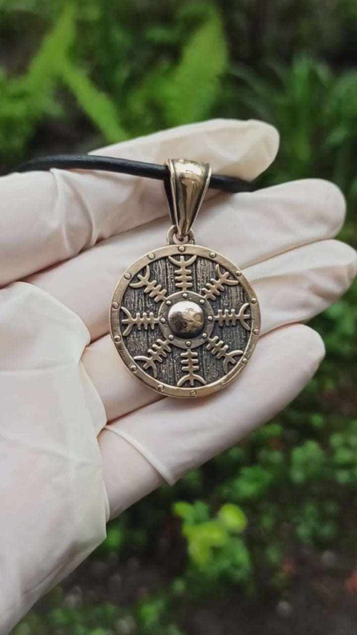 Helm of Awe on Viking shield pendant