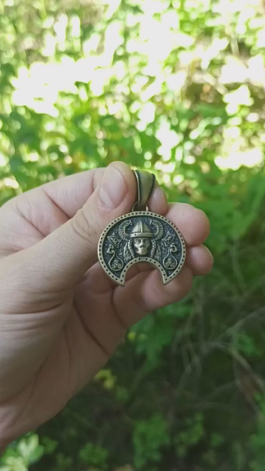 Freya goddess pendant