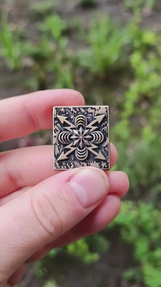 Ukrainian Signal Corps Molle clip