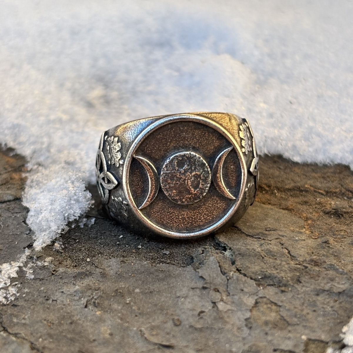 Triple Moon Ring — Goddess Symbol