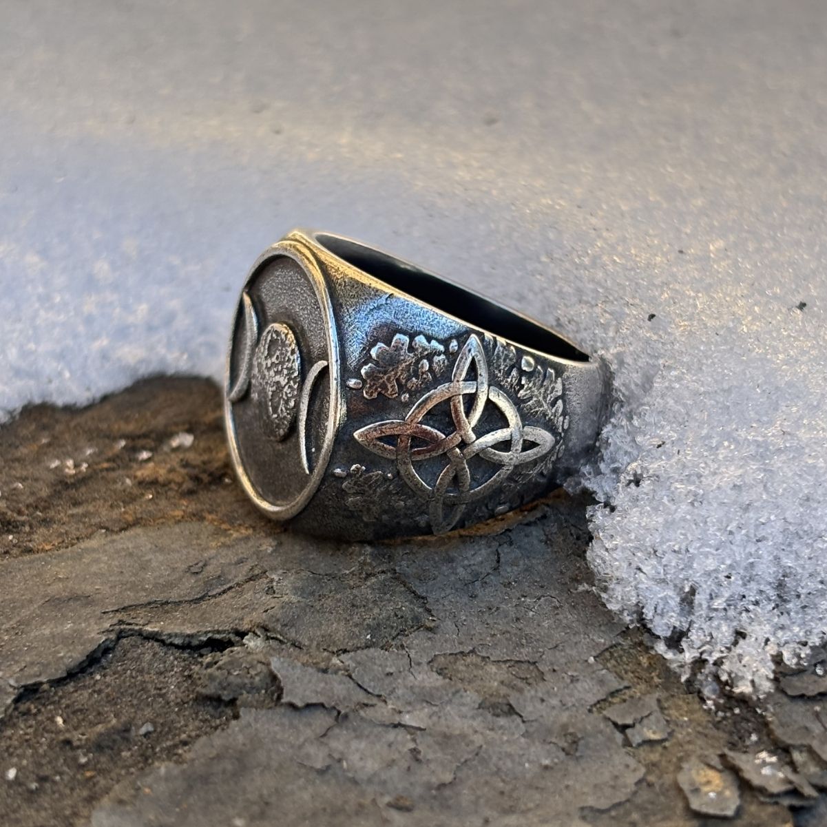 Triple Moon Ring — Goddess Symbol