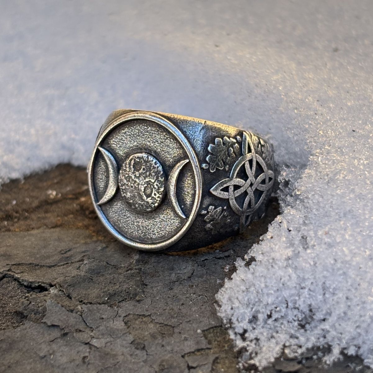 Triple Moon Ring — Goddess Symbol
