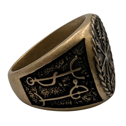 Draumstafir Ring with Vegvisir
