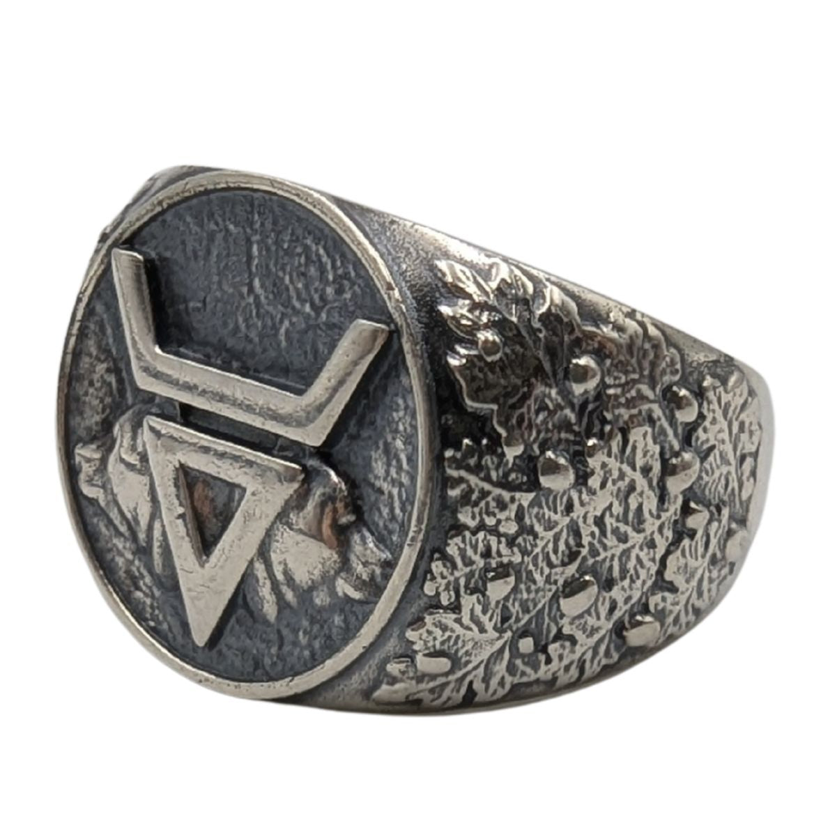 Veles Slavic ring